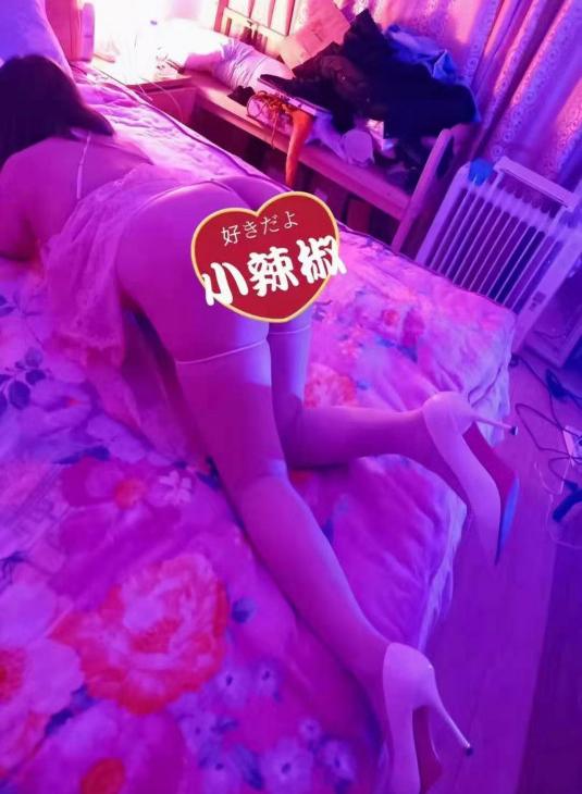 大胸风骚女