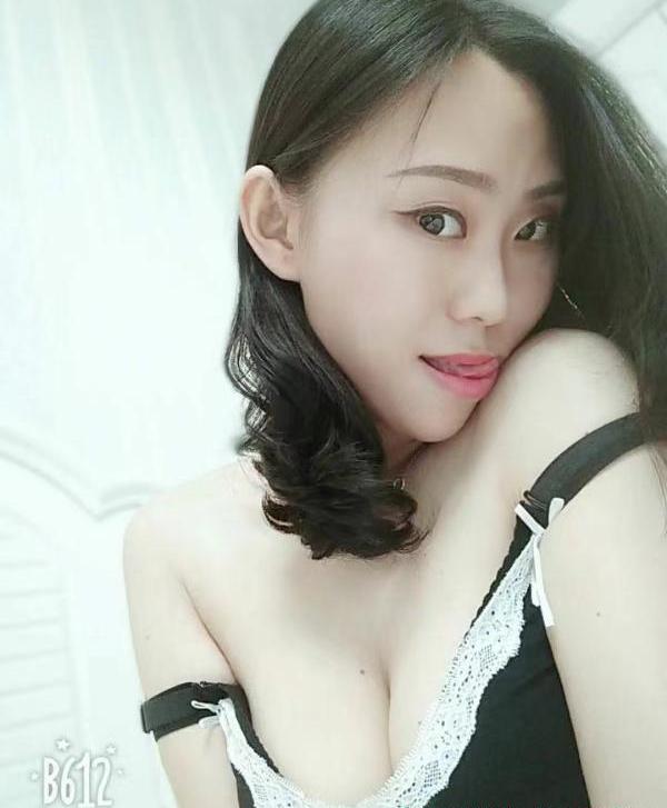 上城骚系魅惑女