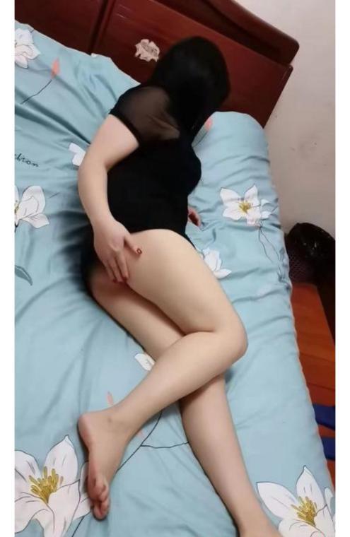 大胸少妇