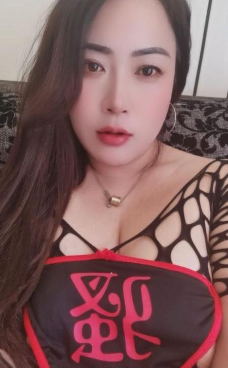 西青巨乳E杯熟女